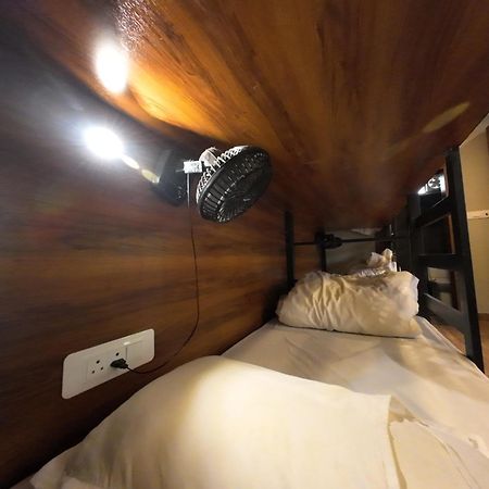 Hotel Hostel Vimal Ganga Ришикеш Экстерьер фото