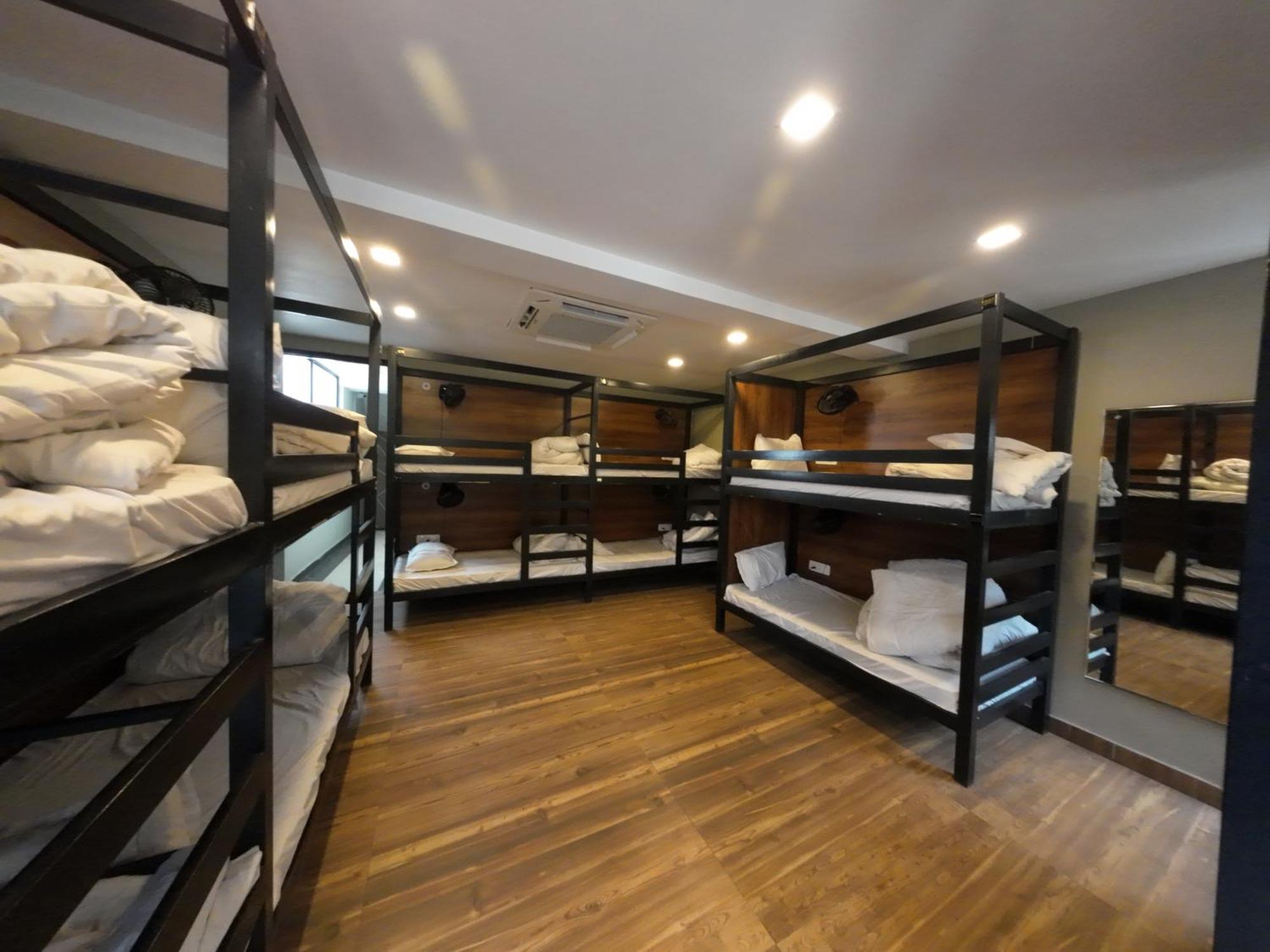 Hotel Hostel Vimal Ganga Ришикеш Экстерьер фото