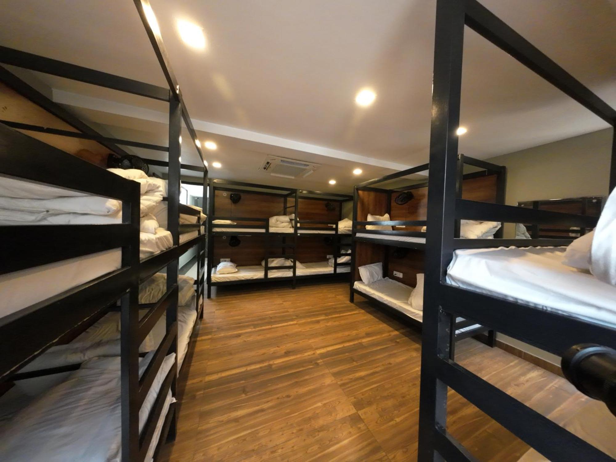 Hotel Hostel Vimal Ganga Ришикеш Экстерьер фото